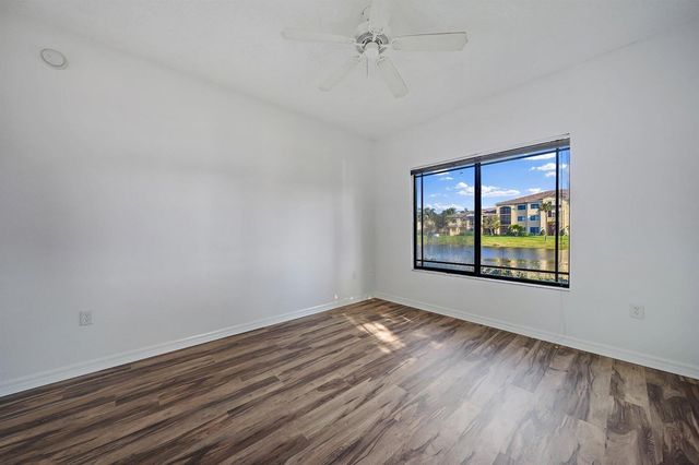 2725 Anzio Court 107, Palm Beach Gardens, FL 33410