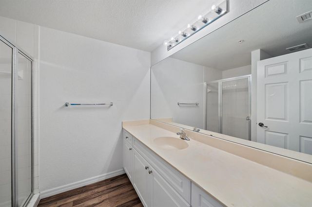 2725 Anzio Court 107, Palm Beach Gardens, FL 33410