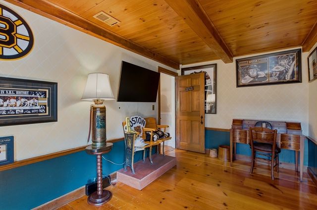 41 Brook Street, Wakefield, MA 01880