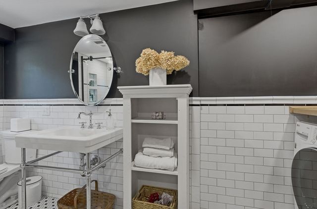41 Brook Street, Wakefield, MA 01880