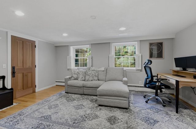 41 Brook Street, Wakefield, MA 01880