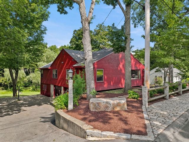 41 Brook Street, Wakefield, MA 01880
