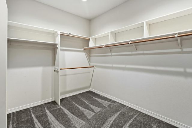 9411 Leal Ct, Elk Grove, CA 95758