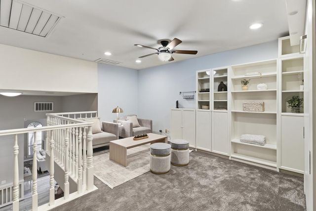 9411 Leal Ct, Elk Grove, CA 95758