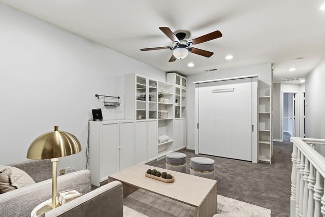 9411 Leal Ct, Elk Grove, CA 95758
