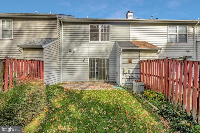 2552 FERNWOOD CT, Waldorf, MD 20601