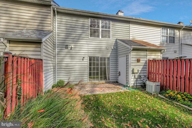 2552 FERNWOOD CT, Waldorf, MD 20601