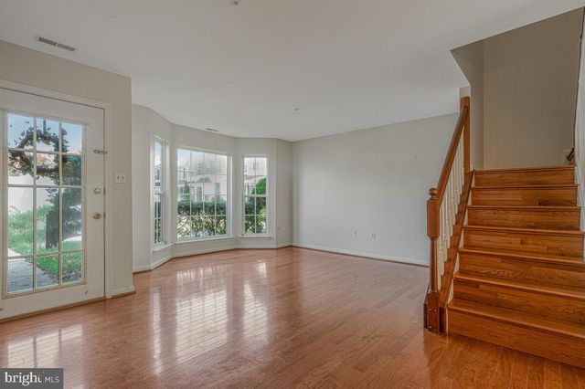 2552 FERNWOOD CT, Waldorf, MD 20601