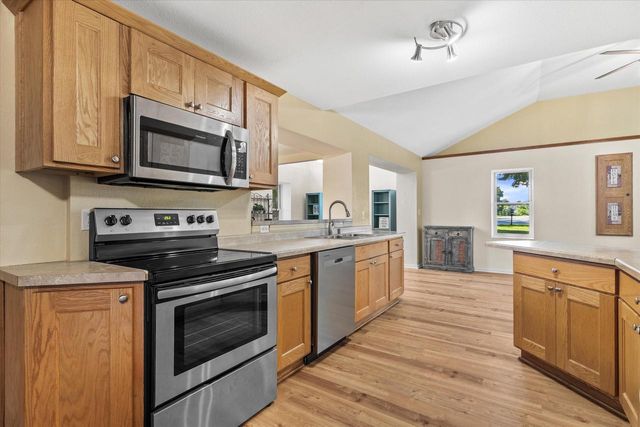 7118 N Lannon ROAD, Lannon, WI 53046