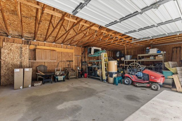 7118 N Lannon ROAD, Lannon, WI 53046