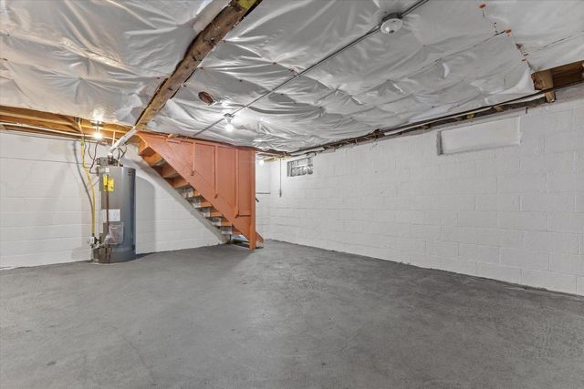 7118 N Lannon ROAD, Lannon, WI 53046