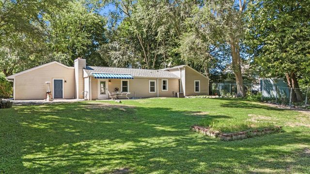 7118 N Lannon ROAD, Lannon, WI 53046