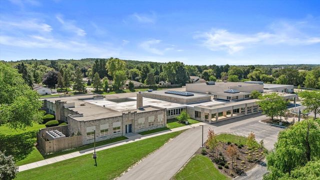 7118 N Lannon ROAD, Lannon, WI 53046