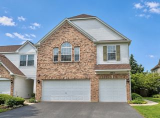 2905 STONEWATER Drive 2905, Naperville, IL 60564