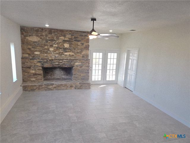 132 County Road 4765, Kempner, TX 76539