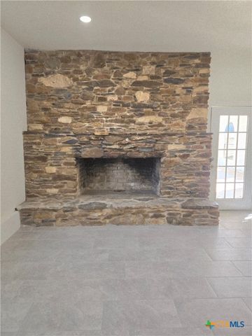 132 County Road 4765, Kempner, TX 76539