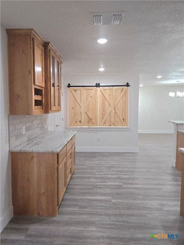 132 County Road 4765, Kempner, TX 76539