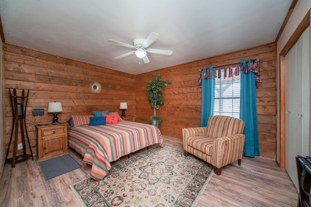 1015 Marshall Leigh Road, Marshall, TX 75672