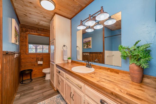 1015 Marshall Leigh Road, Marshall, TX 75672