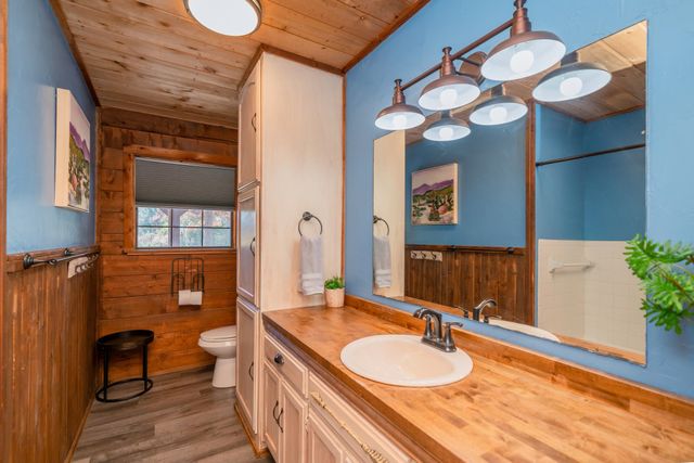 1015 Marshall Leigh Road, Marshall, TX 75672