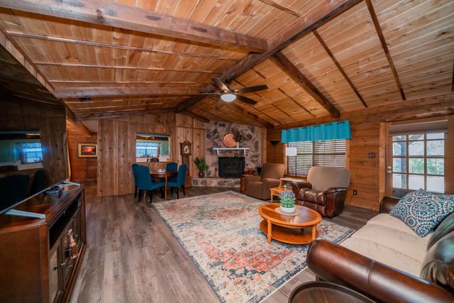 1015 Marshall Leigh Road, Marshall, TX 75672