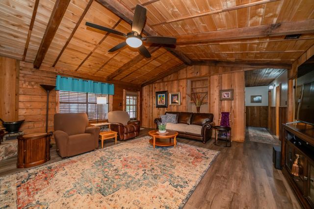 1015 Marshall Leigh Road, Marshall, TX 75672