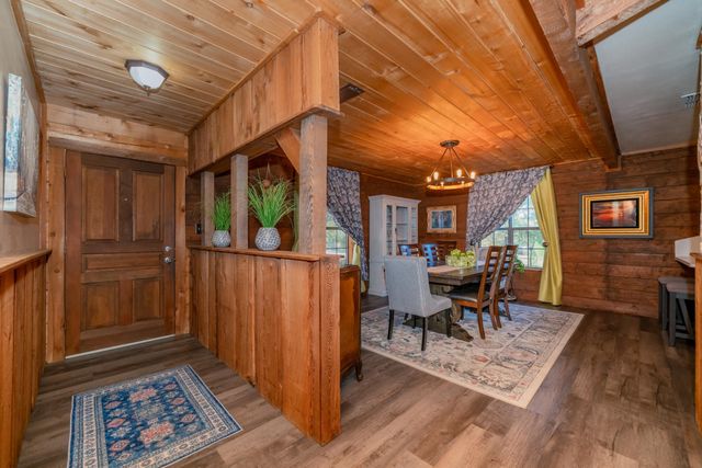 1015 Marshall Leigh Road, Marshall, TX 75672