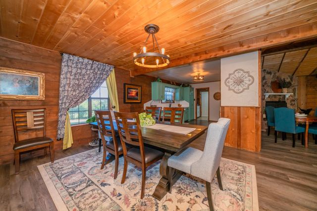 1015 Marshall Leigh Road, Marshall, TX 75672