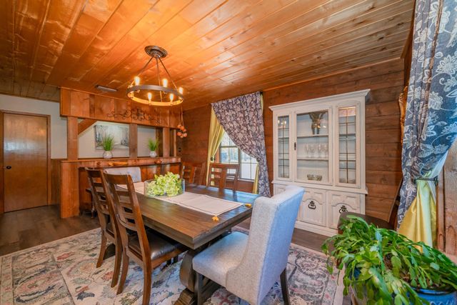 1015 Marshall Leigh Road, Marshall, TX 75672