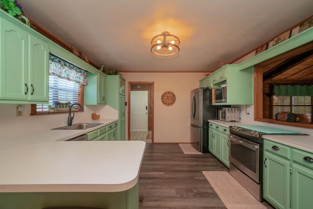 1015 Marshall Leigh Road, Marshall, TX 75672