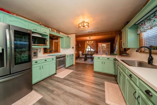 1015 Marshall Leigh Road, Marshall, TX 75672