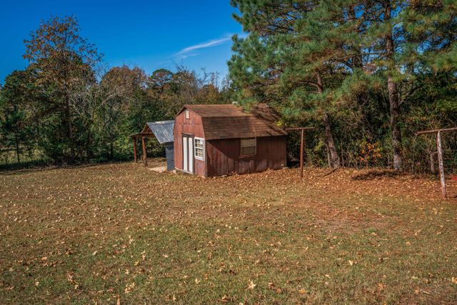 1015 Marshall Leigh Road, Marshall, TX 75672