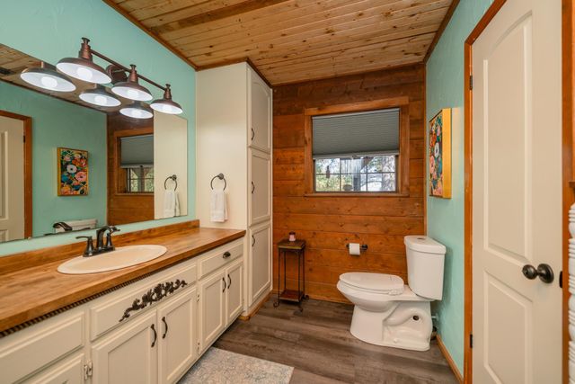 1015 Marshall Leigh Road, Marshall, TX 75672