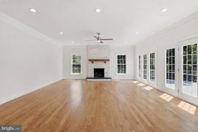 3454 VIRGINIA OAKS DR, Oakton, VA 22124