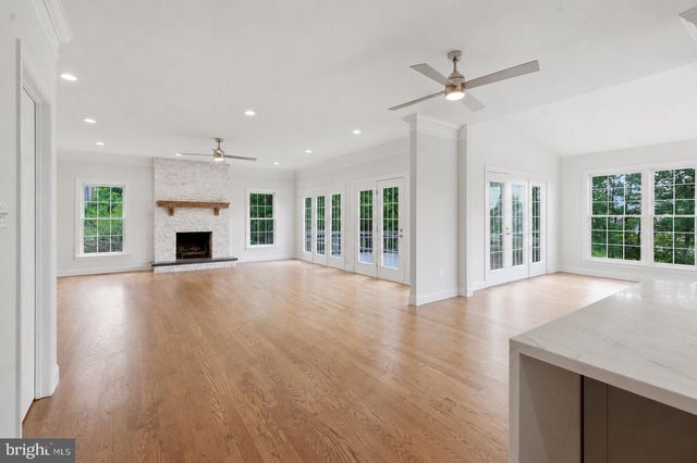 3454 VIRGINIA OAKS DR, Oakton, VA 22124