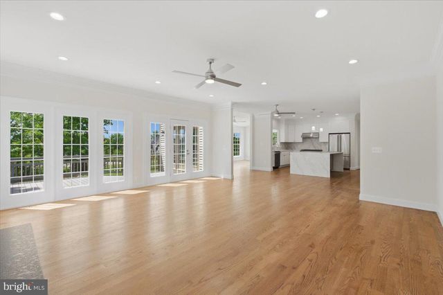 3454 VIRGINIA OAKS DR, Oakton, VA 22124