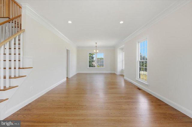 3454 VIRGINIA OAKS DR, Oakton, VA 22124