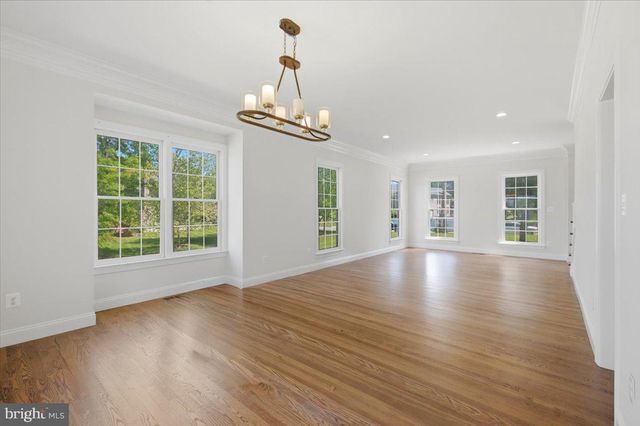3454 VIRGINIA OAKS DR, Oakton, VA 22124