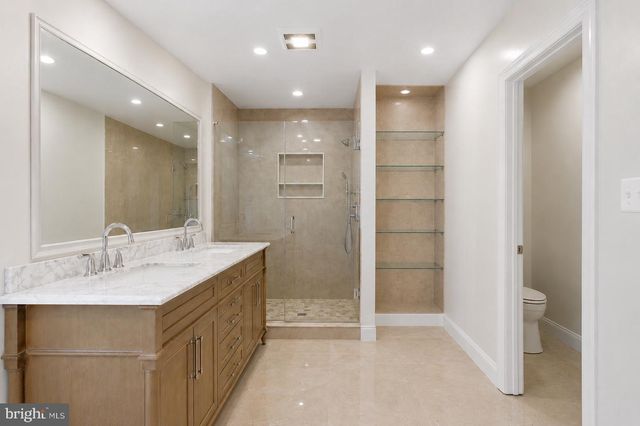 3454 VIRGINIA OAKS DR, Oakton, VA 22124