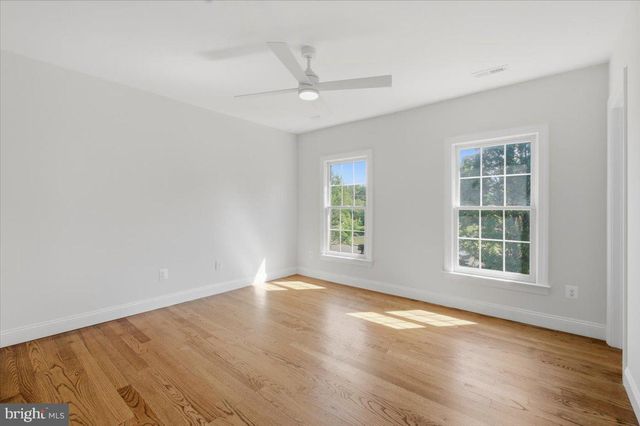 3454 VIRGINIA OAKS DR, Oakton, VA 22124
