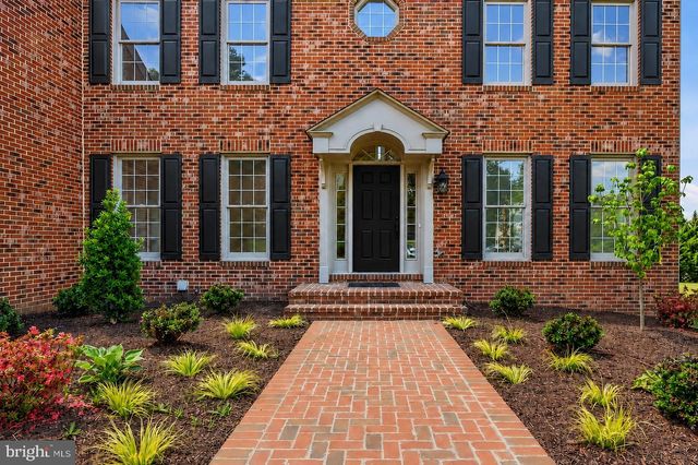 3454 VIRGINIA OAKS DR, Oakton, VA 22124