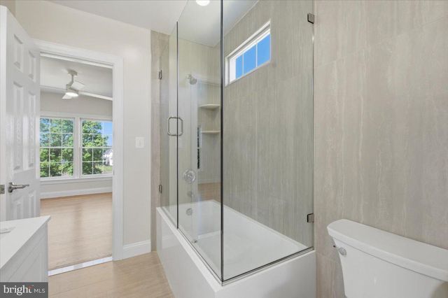 3454 VIRGINIA OAKS DR, Oakton, VA 22124