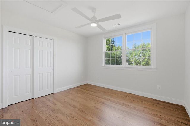 3454 VIRGINIA OAKS DR, Oakton, VA 22124