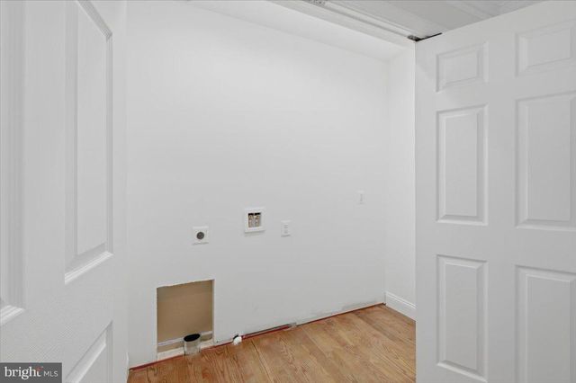 3454 VIRGINIA OAKS DR, Oakton, VA 22124