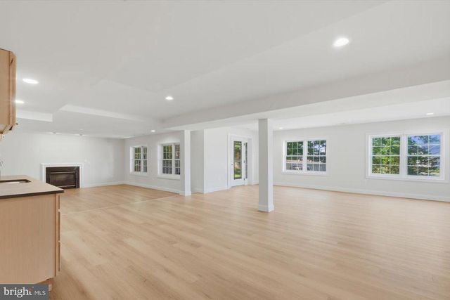 3454 VIRGINIA OAKS DR, Oakton, VA 22124