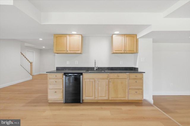 3454 VIRGINIA OAKS DR, Oakton, VA 22124