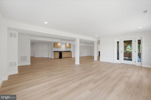 3454 VIRGINIA OAKS DR, Oakton, VA 22124