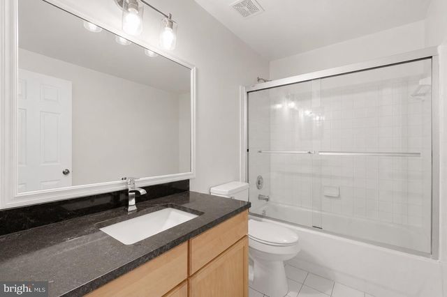 3454 VIRGINIA OAKS DR, Oakton, VA 22124
