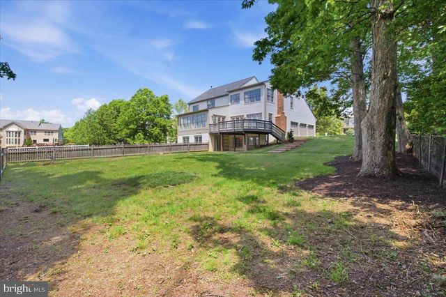 3454 VIRGINIA OAKS DR, Oakton, VA 22124
