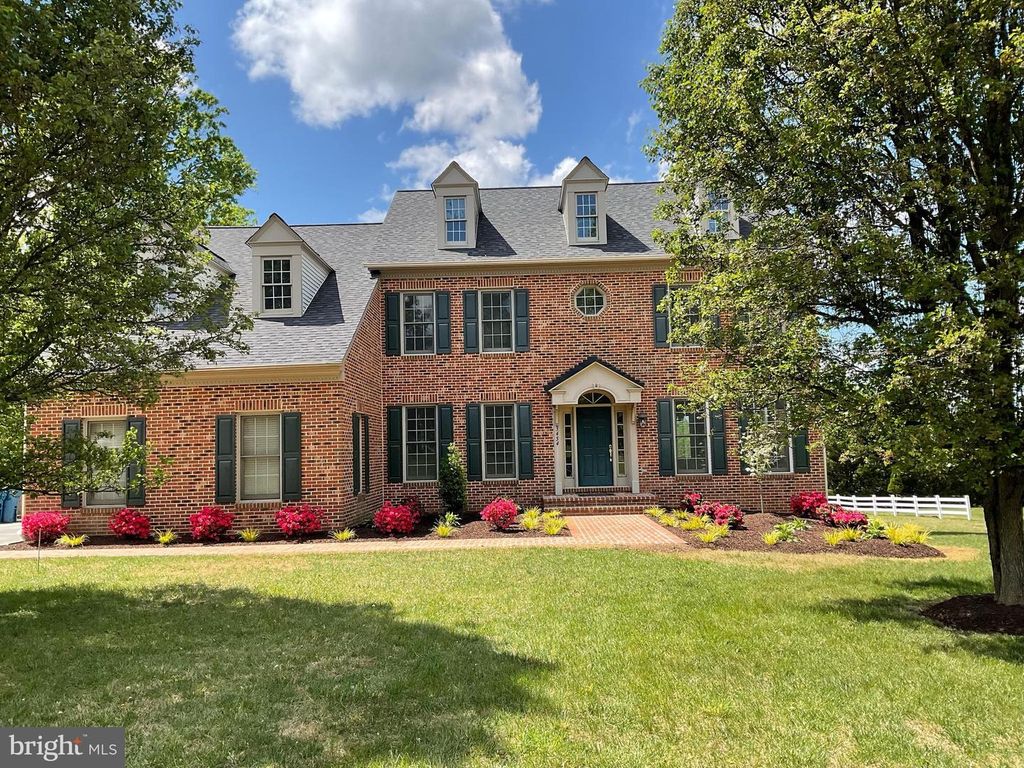 3454 VIRGINIA OAKS DR, Oakton, VA 22124
